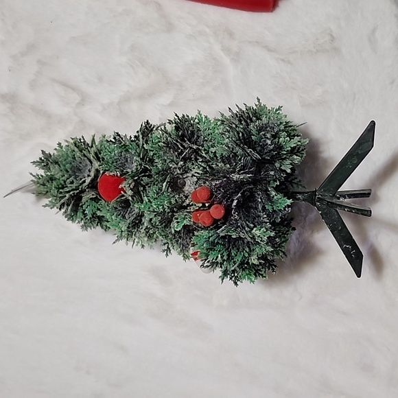 ASSORTMENT OF CHRISTMAS ITEMS ๐ VINTAGE CHRISTMAS DECORATIVE - Picture 11 of 12